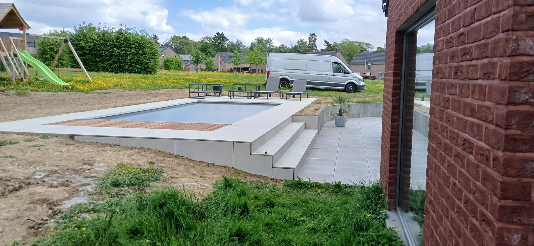 victoria-exclusive-volet-immerge-dc-piscines